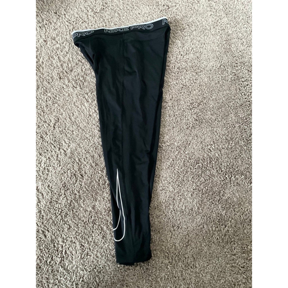 Nike Pro Dri Fit 3/4 Black Tights - Picture 1 of 12